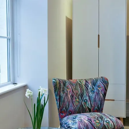 31 Meridian Place * Μπρίστολ